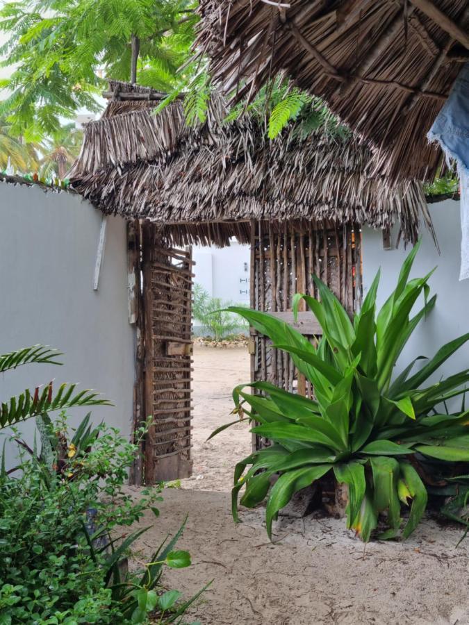Sunny House Paje Hotel Екстериор снимка